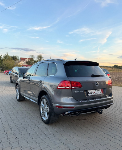 Volkswagen Touareg — foto 4