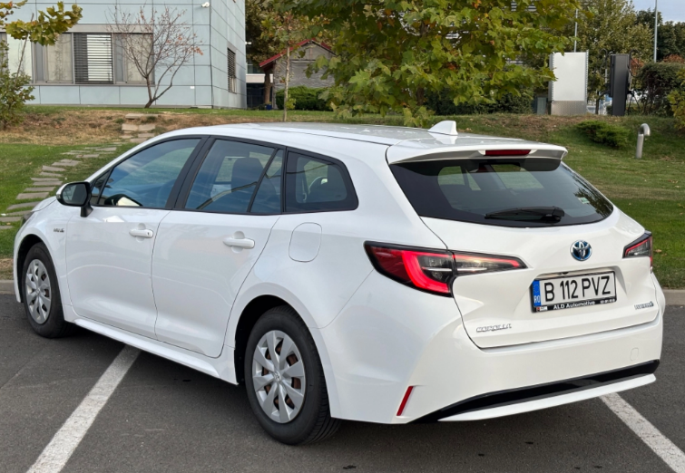 Toyota Corolla — foto 3