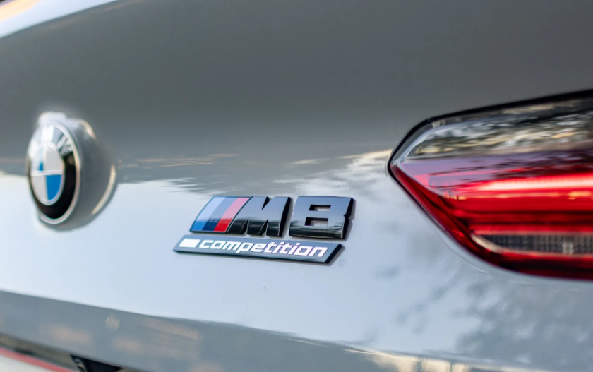 BMW M8 AT — foto 5
