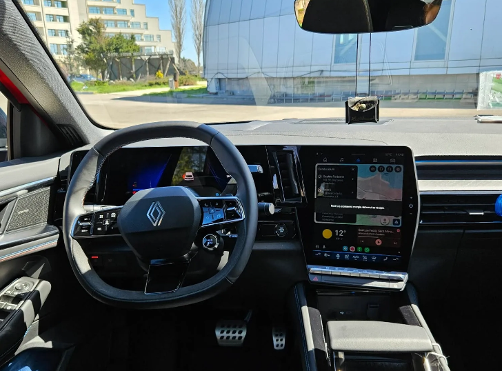 Renault Rafale E-Tech 200 HEV Esprit Alpine — foto 4