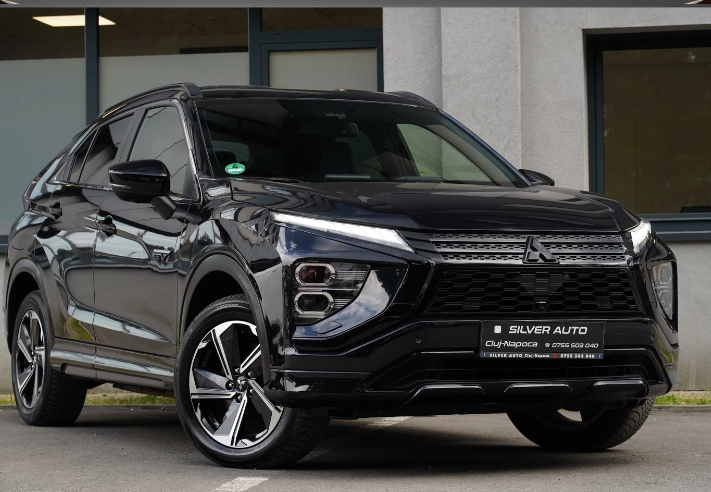 Mitsubishi Eclipse-Cross 4WD Top