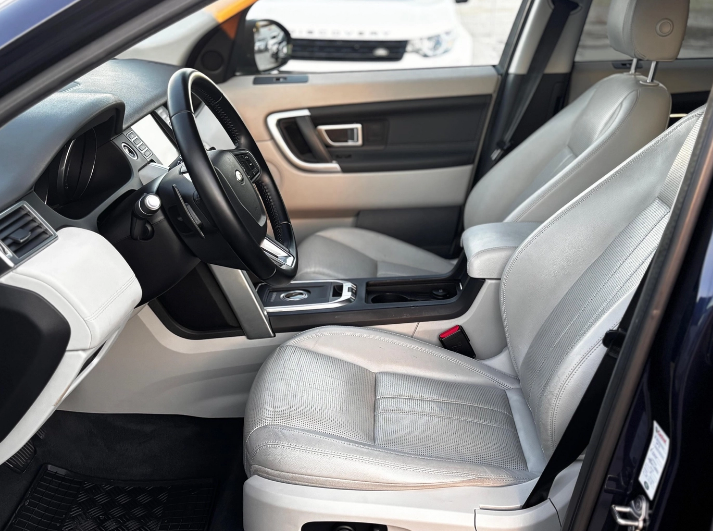 Land Rover Discovery Sport 2.0 l TD4 HSE Luxury Aut. — foto 4