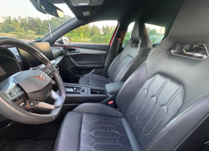 Cupra Formentor VZ 2.0 TSI 4DRIVE DSG — foto 4