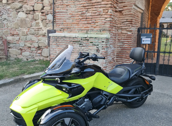 Can-Am Spyder — foto 3
