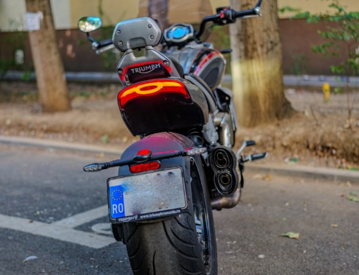 Triumph Rocket 3 GT Triple Black — foto 4