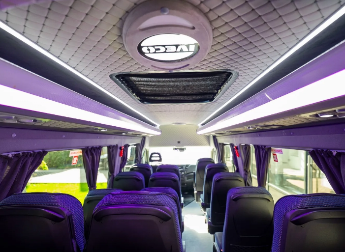 Iveco IVECO Daily BUS 50C18H V 4100L ampatament, 19+1+1 locuri — foto 3