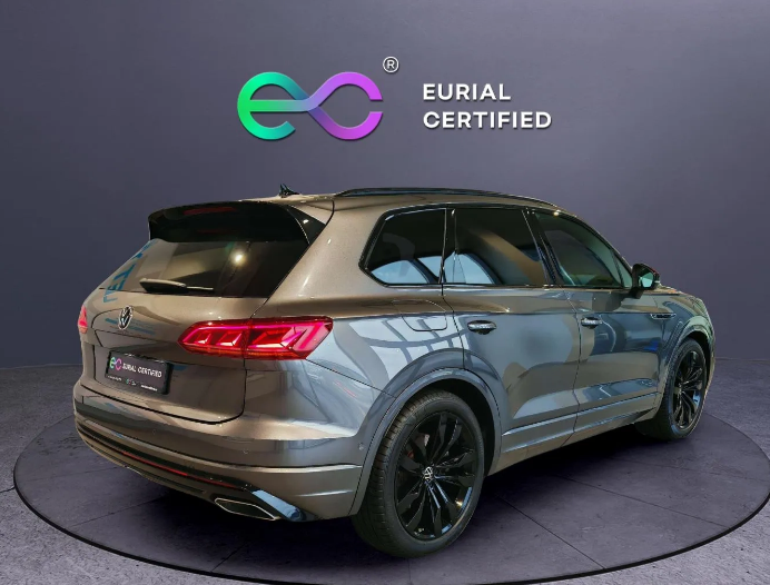 Volkswagen Touareg — foto 4