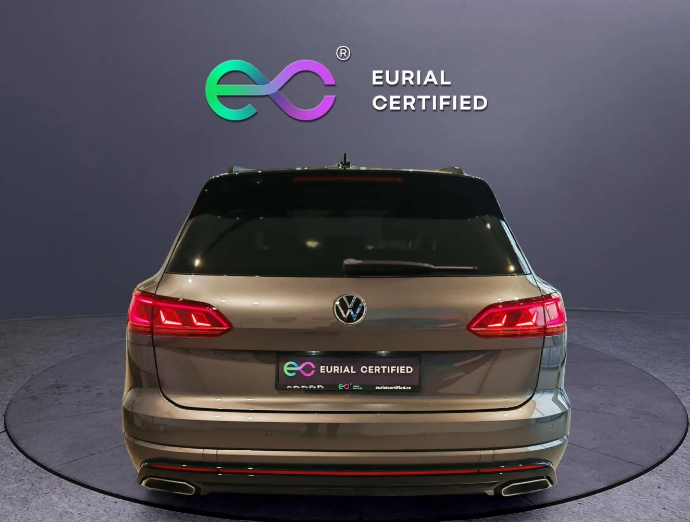 Volkswagen Touareg — foto 5