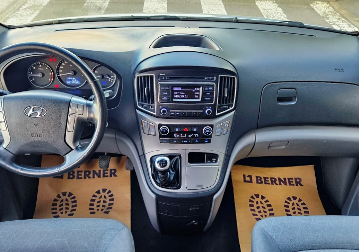Hyundai H-1 Starex — foto 5