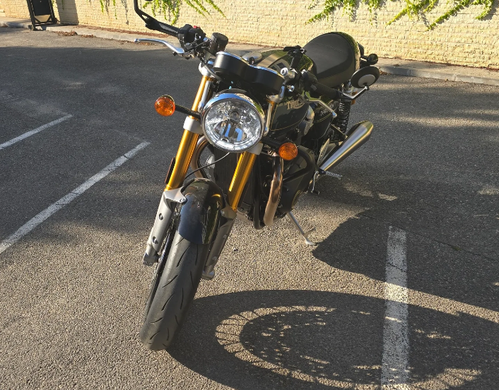 Triumph Thruxton — foto 2