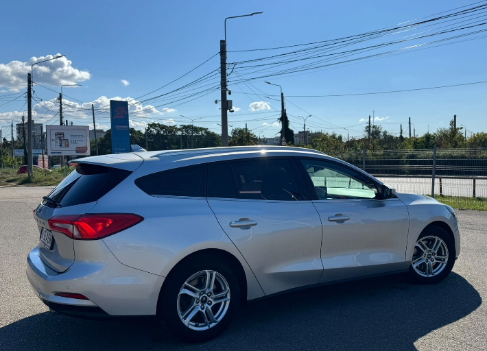 Ford Focus 2.0 EcoBlue Active Business — foto 5