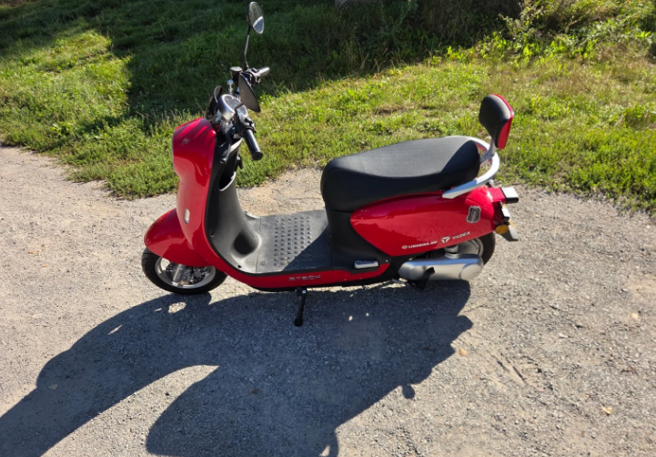 Yadea Epoc — foto 2